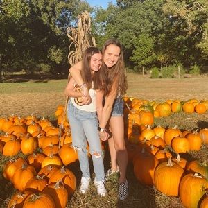 Meet your Posher, Hannah